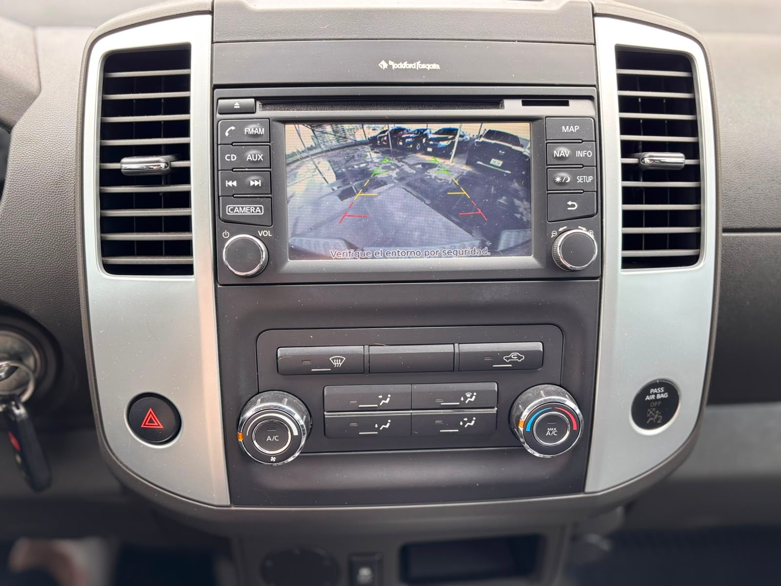 2016 Nissan NP300 FRONTIER 4 PTS PRO 4X L4 25L TA AAC PIEL RA-18 4X4