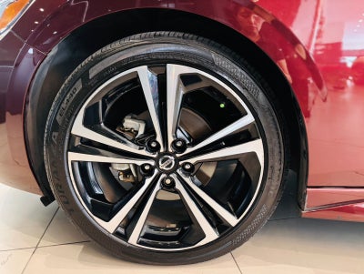 2023 Nissan SENTRA 4 PTS SR PLATINUM CVT AAC AUT ASTOS DEPORTIVOS BOSE PIEL NEGRA QC F LED RA-18