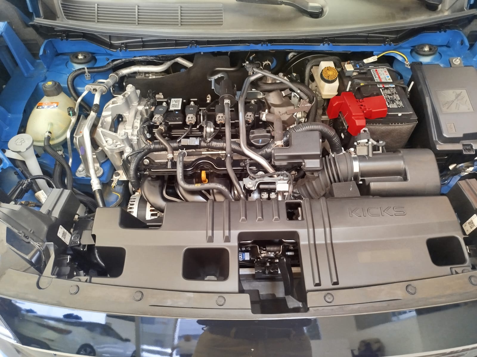 2025 Nissan KICKS 5P ADVANCE L42.0 AUT