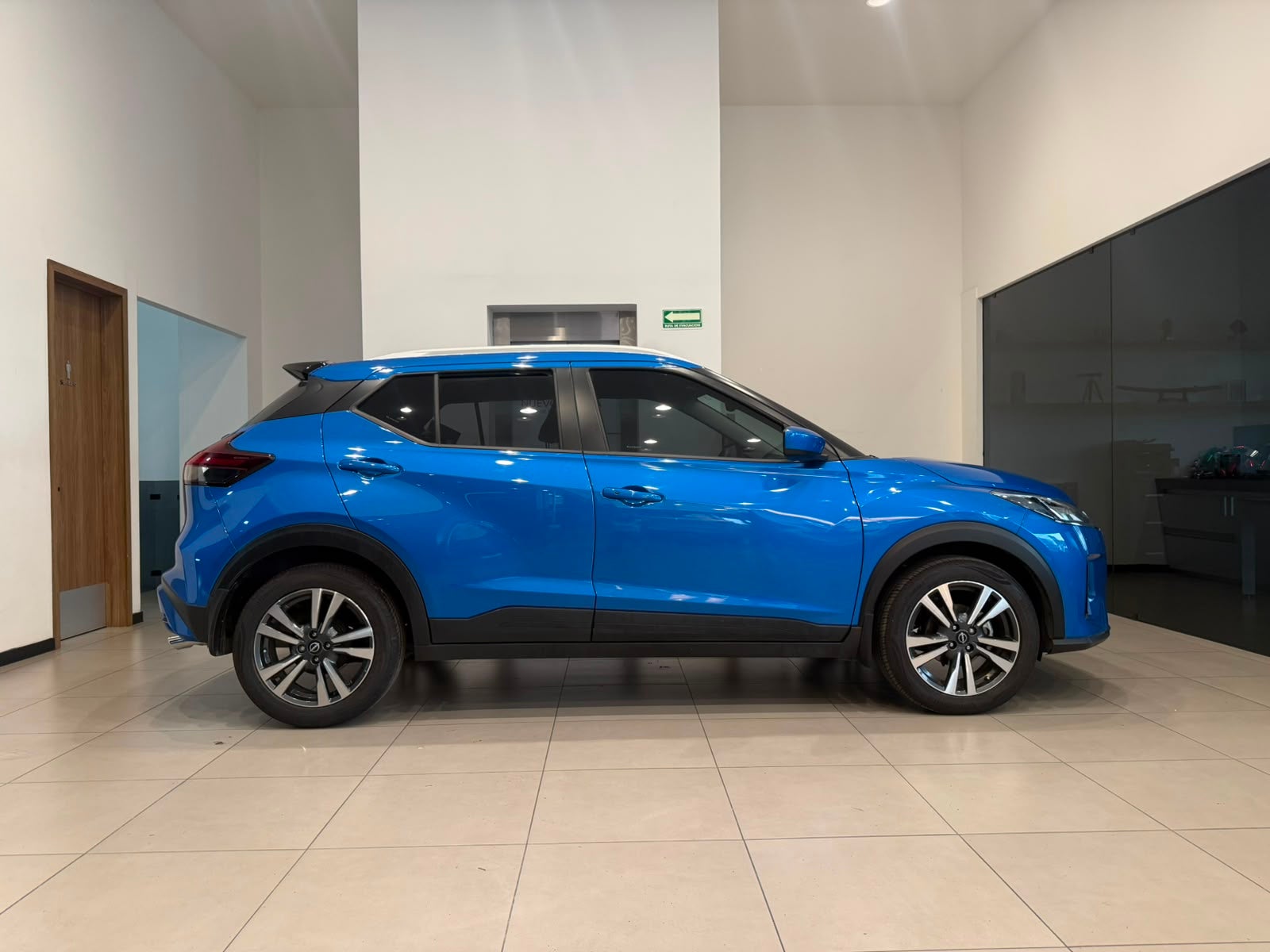2025 Nissan KICKS 5P PLAY ADVANCE L41.6 AUT