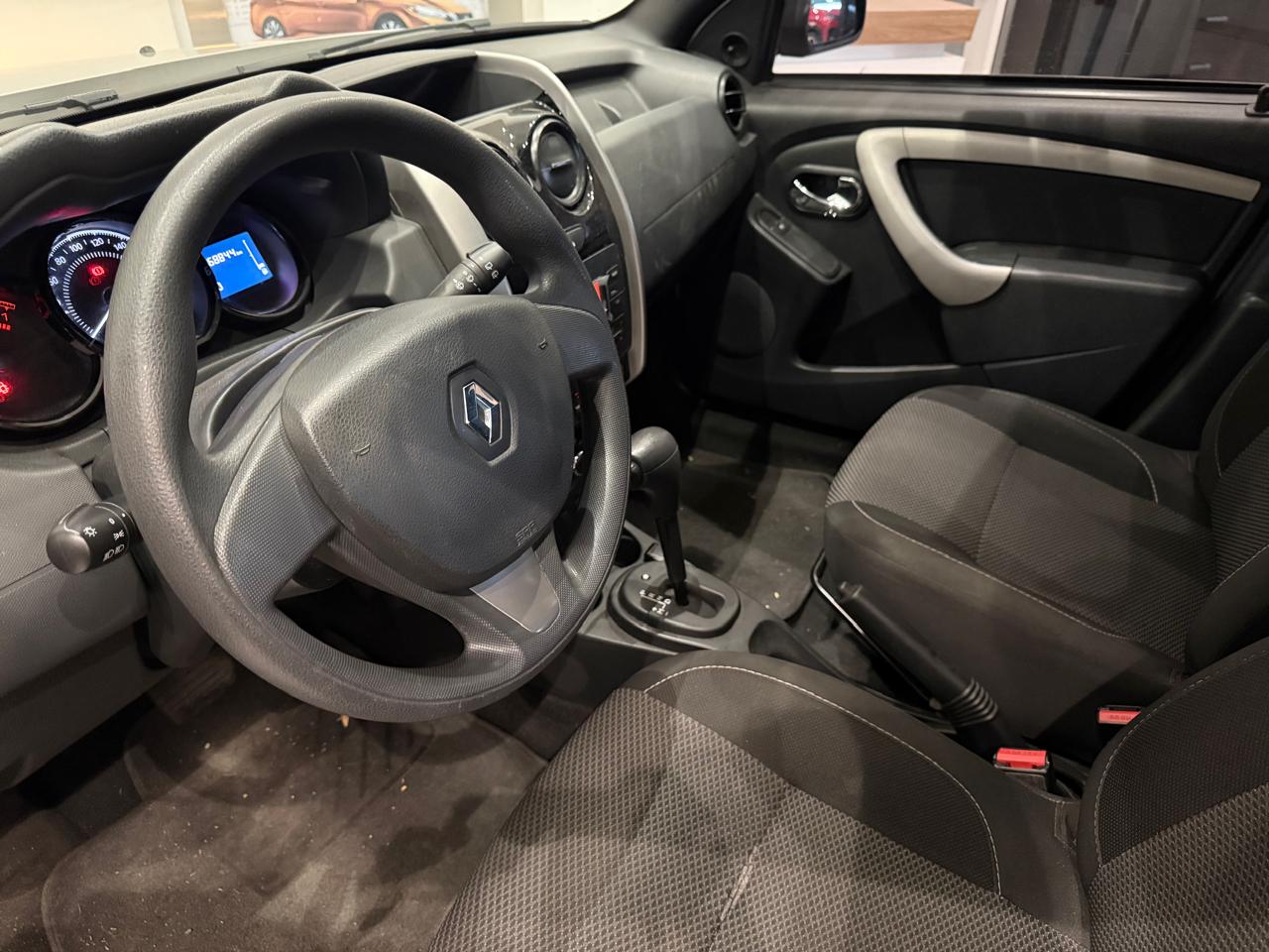 2018 RENAULT DUSTER 5 PTS ZEN TA AAC VE DEL MP3 R-16