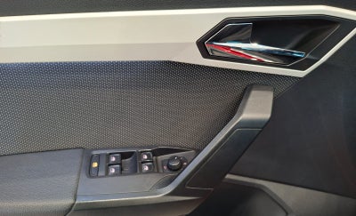 2021 SEAT ARONA 5 PTS XCELLENCE 16L CLIMATRONIC CAMARA REVERSA F LED RA-17